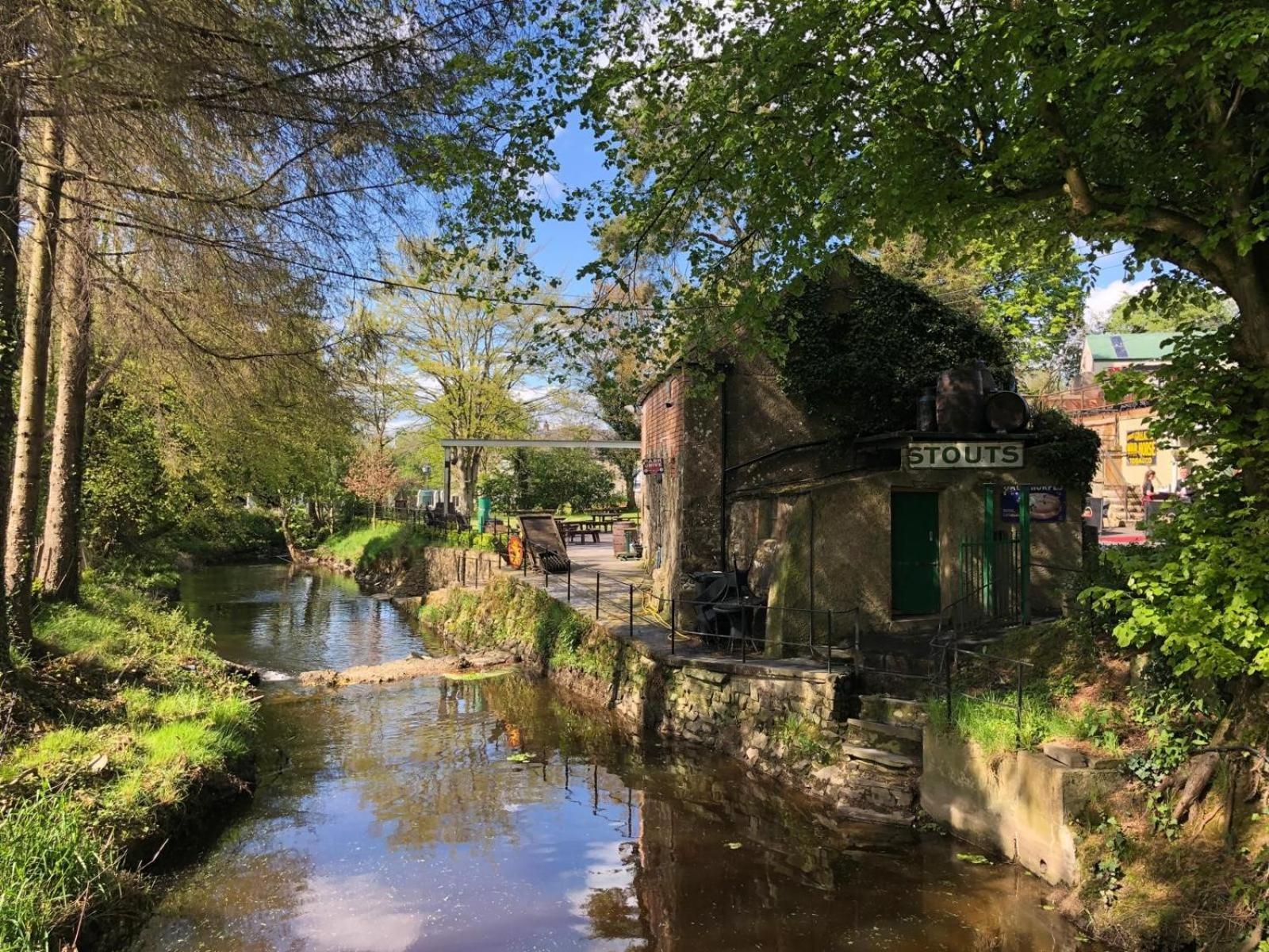 Basil Sheils B&B Accommodation 阿马 外观 照片